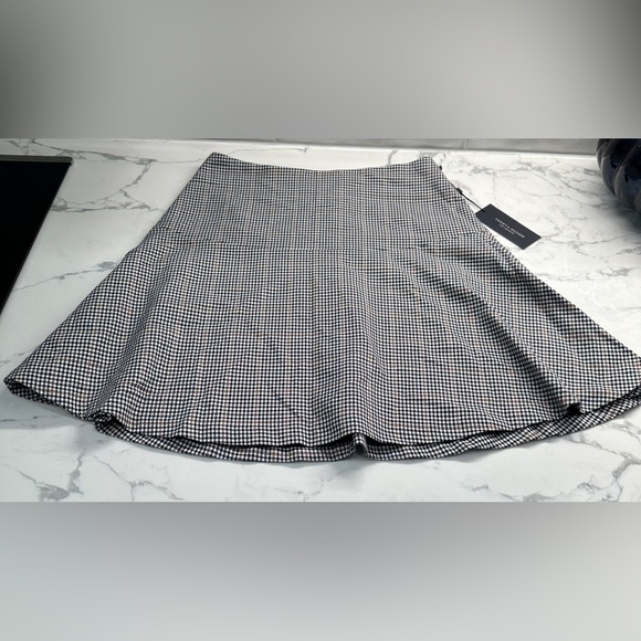 Tommy Hilfiger plaid checkered zip up mini skirt size 4 NWT - Picture 2 of 5